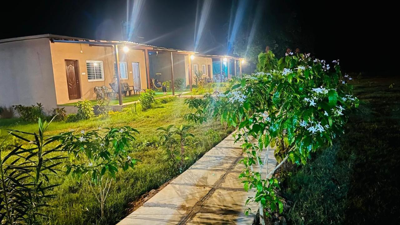 Wildlife Retreat Hotel Tala  Ngoại thất bức ảnh